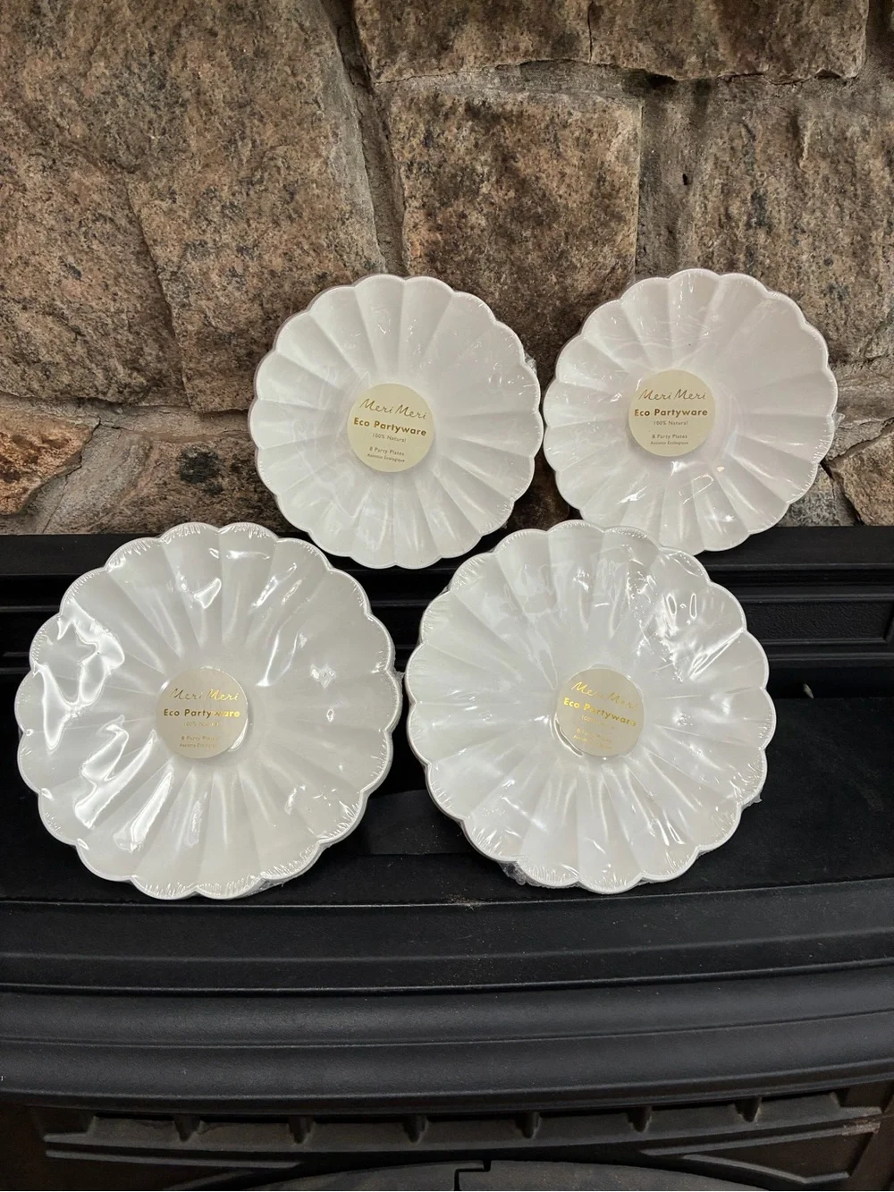 Meri Meri Eco Partyware Spring Flower Party Plates White Four 8-packs 32 Total